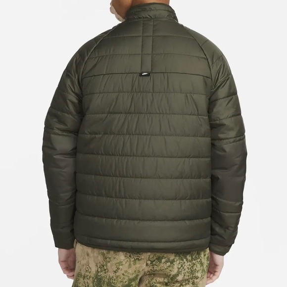 NIKE Sportswear Therma-FIT Legacy Puffer Jacket Sequoia Green DQ4929 Mens NWT - Picture 4 of 4